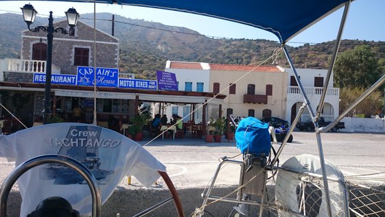 Nisyros Taverne am hafen Captains House mit Mopedverleih